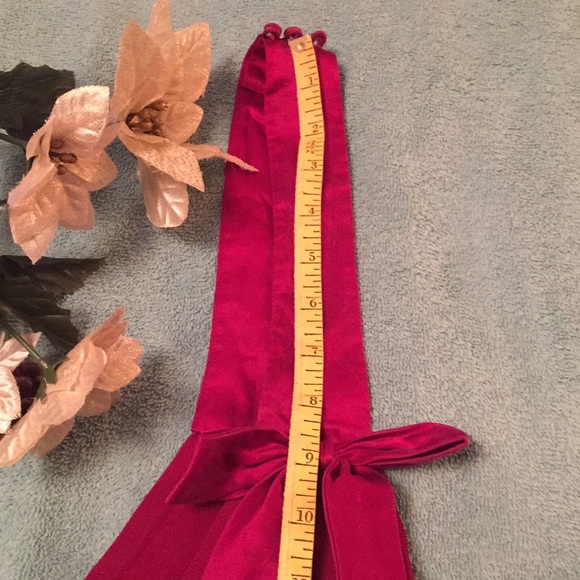 Knit & Silk halter top - Picture 8 of 8